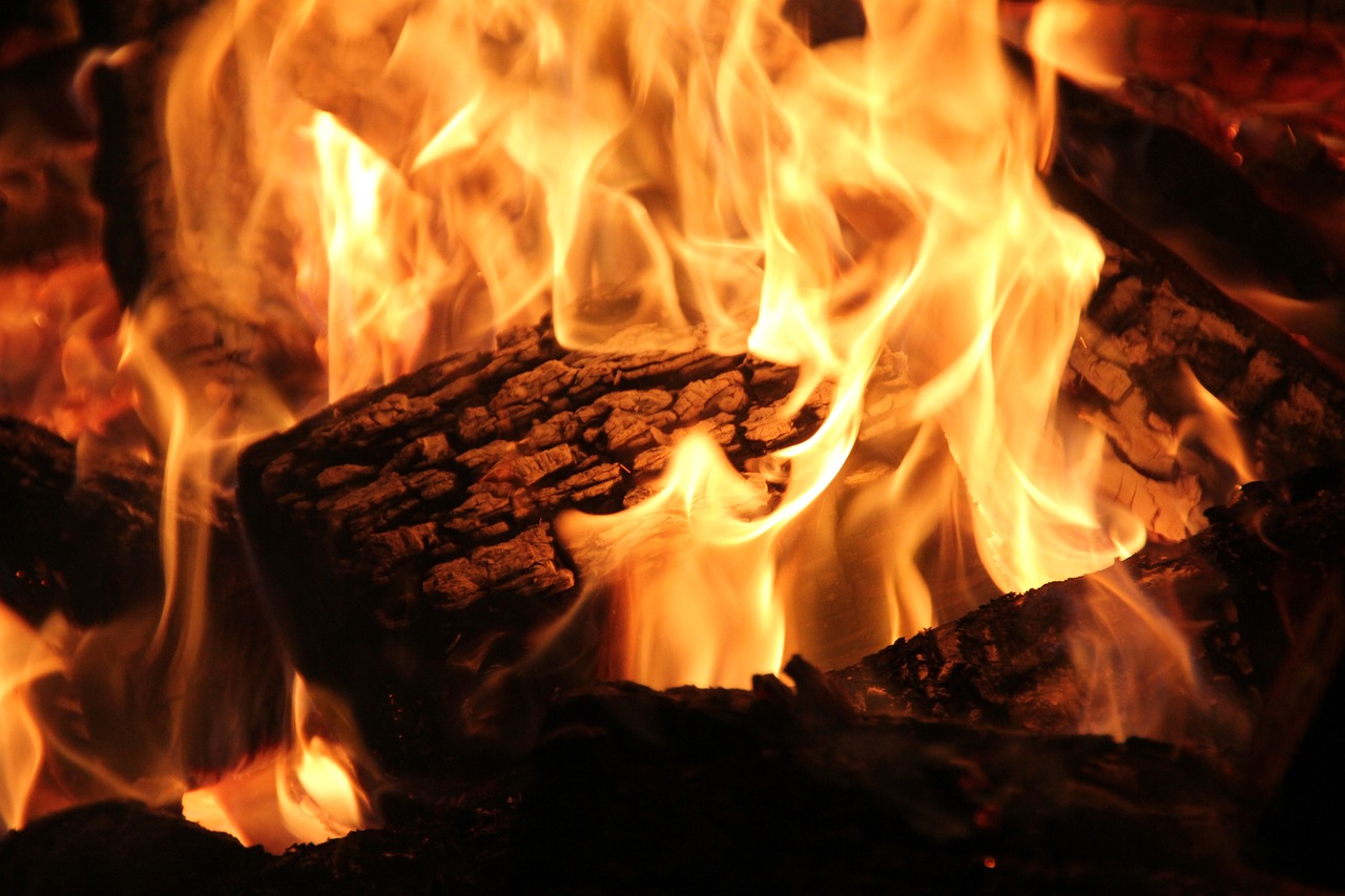Professional Fireplace Cleaning Services In Pasadena California